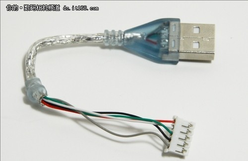 数码相机高速闪存卡为何要配USB 3.0读卡器？实测提速指南